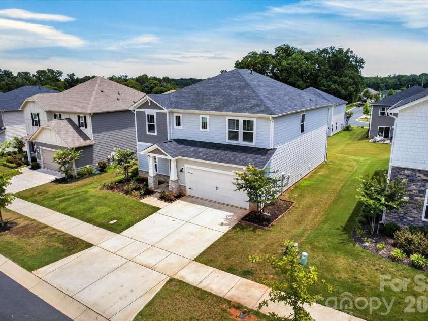 1041 Red Apple Street, Monroe, NC 28110.  MLS# CAR4400677, YatesRealty ID 2860. Driveway / Sidewalk