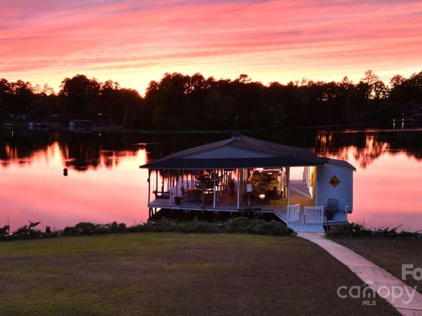 192 Diana Drive, Mount Gilead, NC 27306.  MLS# CAR4302659, YatesRealty ID 28600. 