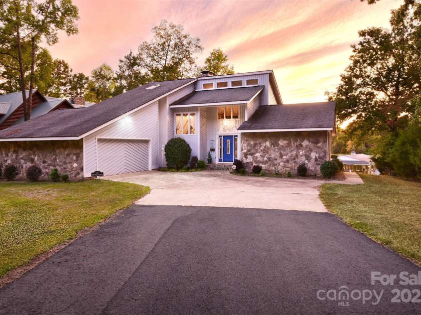 192 Diana Drive, Mount Gilead, NC 27306.  MLS# CAR4302659, YatesRealty ID 28600. 