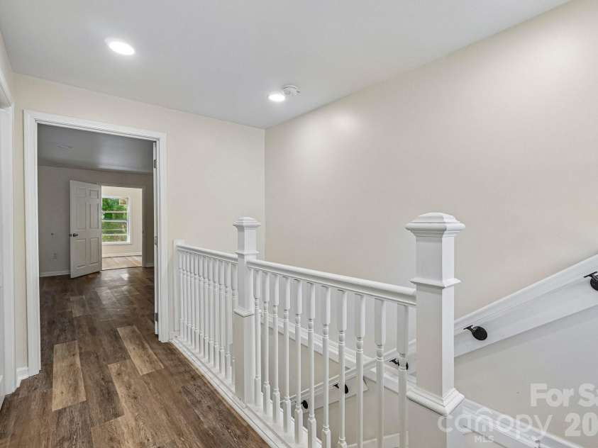 616 14th Street, Hickory, NC 28602.  MLS# CAR4385647, YatesRealty ID 28600. 