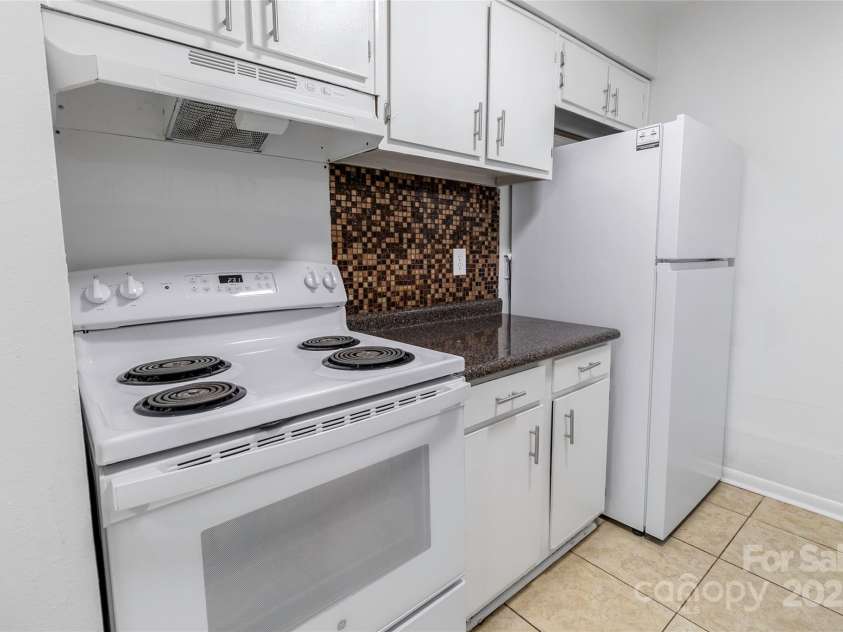 326 Orchard Trace Lane, Charlotte, NC 28213.  MLS# CAR4267478, YatesRealty ID 28601. 