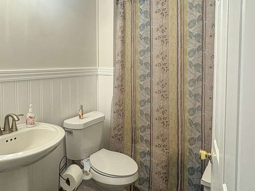 5702 Vine Court, Indian Trail, NC 28079.  MLS# CAR4384940, YatesRealty ID 28601. 