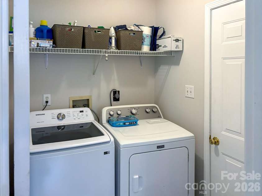 5702 Vine Court, Indian Trail, NC 28079.  MLS# CAR4384940, YatesRealty ID 28601. 
