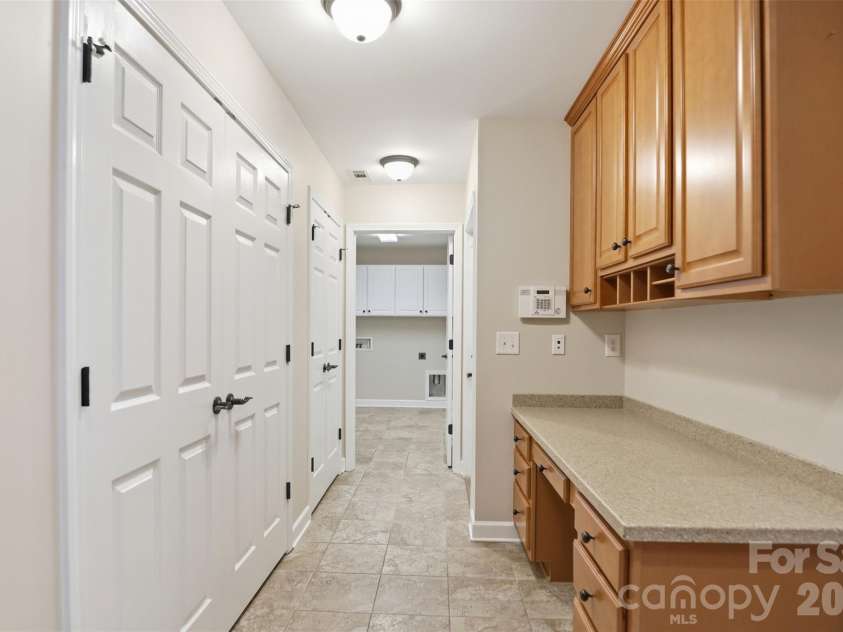 227 Lone Oak Circle, Rock Hill, SC 29732.  MLS# CAR4389356, YatesRealty ID 28602. 