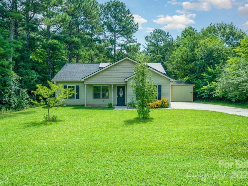 2142 Pacer Road, Lancaster, SC 29720.  MLS# CAR4283982, YatesRealty ID 28603. 