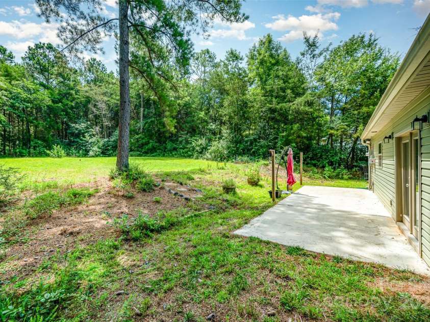 2142 Pacer Road, Lancaster, SC 29720.  MLS# CAR4283982, YatesRealty ID 28603. 