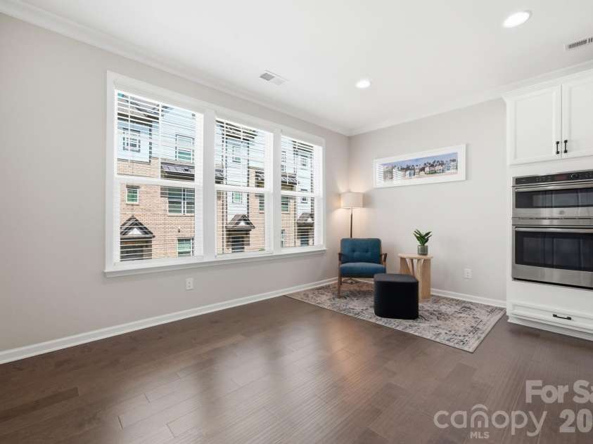 507 Upper Stone Circle, Charlotte, NC 28211.  MLS# CAR4387070, YatesRealty ID 28603. 