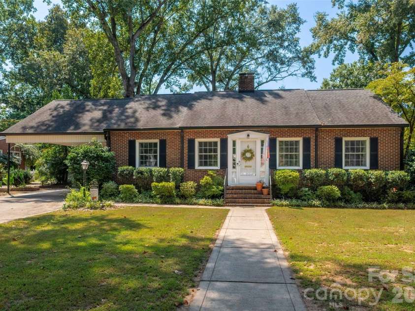 116 Hill Street, Fort Mill, SC 29715.  MLS# CAR4387679, YatesRealty ID 28604. 