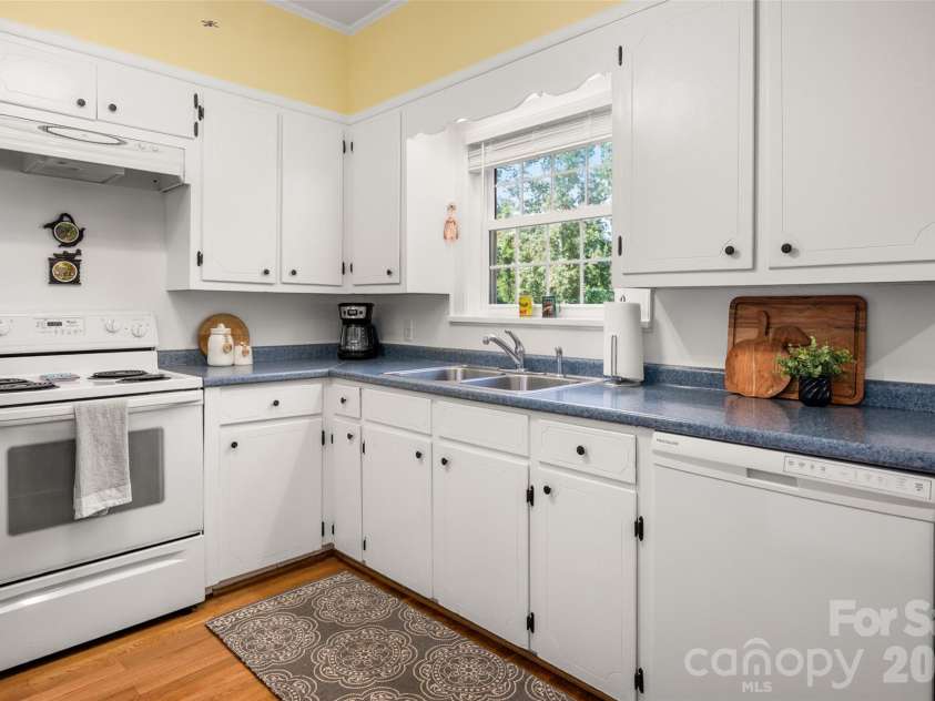 116 Hill Street, Fort Mill, SC 29715.  MLS# CAR4387679, YatesRealty ID 28604. 
