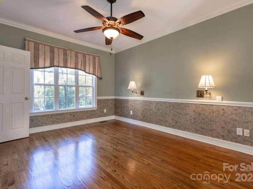 2101 Congress Court, Kannapolis, NC 28083.  MLS# CAR4254468, YatesRealty ID 28604. 