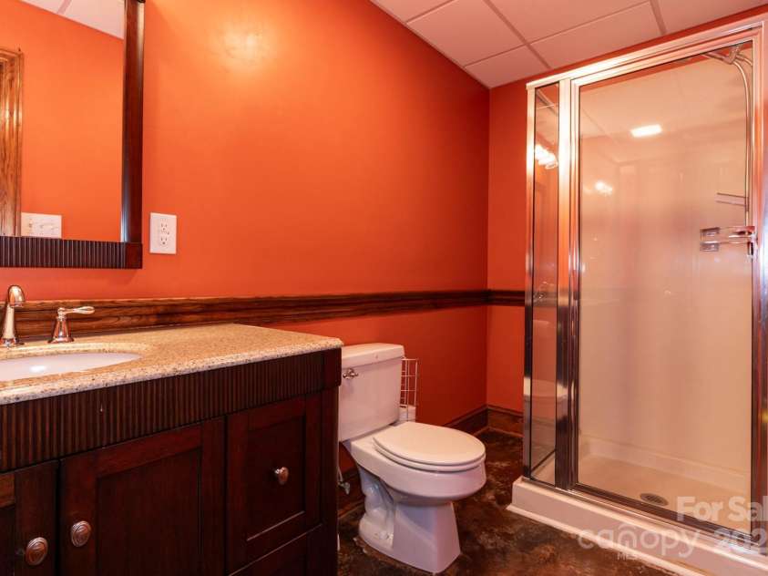 2101 Congress Court, Kannapolis, NC 28083.  MLS# CAR4254468, YatesRealty ID 28604. 