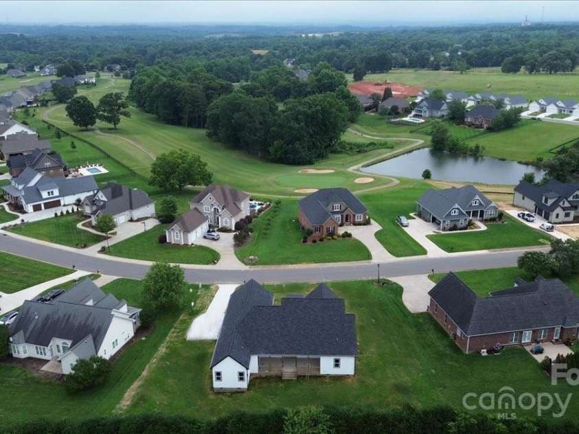 115 Augusta Lane, Shelby, NC 28150.  MLS# CAR4269048, YatesRealty ID 28607. 