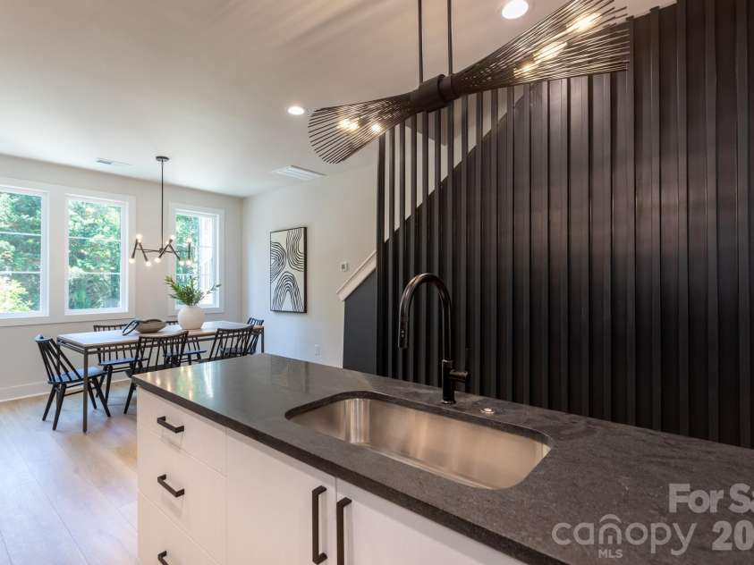 1308 Carolyn Drive, Charlotte, NC 28205.  MLS# CAR4356979, YatesRealty ID 28607. 
