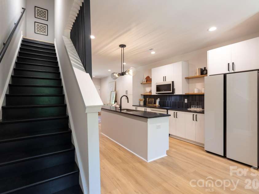 1308 Carolyn Drive, Charlotte, NC 28205.  MLS# CAR4356979, YatesRealty ID 28607. 