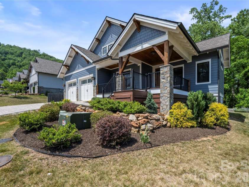 67 Starwood Valley Trail, Arden, NC 28704.  MLS# CAR4377338, YatesRealty ID 28608. 