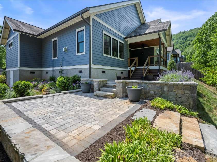 67 Starwood Valley Trail, Arden, NC 28704.  MLS# CAR4377338, YatesRealty ID 28608. 