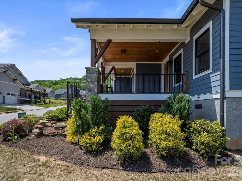 67 Starwood Valley Trail, Arden, NC 28704.  MLS# CAR4377338, YatesRealty ID 28608. 