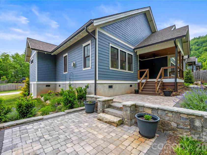 67 Starwood Valley Trail, Arden, NC 28704.  MLS# CAR4377338, YatesRealty ID 28608. Beautiful Hardscaped Backyard