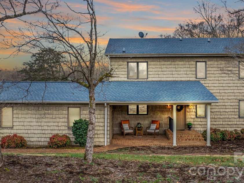 3910 6th Street, Hickory, NC 28601.  MLS# CAR4216822, YatesRealty ID 2861. Road side