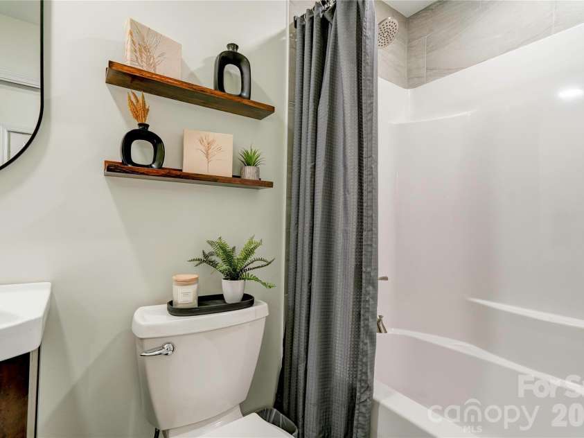 1733 Timber Drive, Mooresboro, NC 28114.  MLS# CAR4387797, YatesRealty ID 28610. Bathroom 2