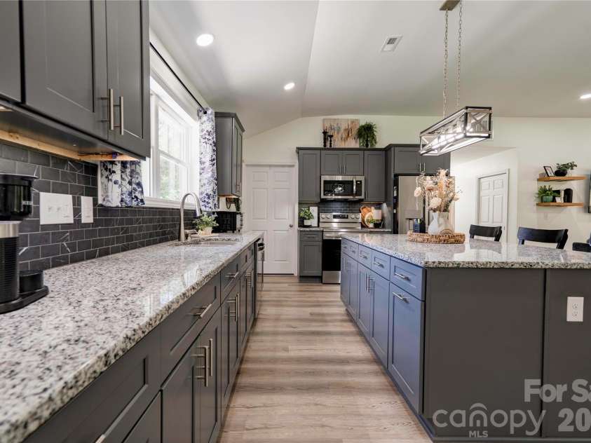1733 Timber Drive, Mooresboro, NC 28114.  MLS# CAR4387797, YatesRealty ID 28610. Kitchen