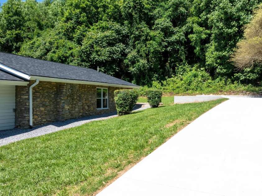65 McDowell Street, Old Fort, NC 28762.  MLS# CAR4388478, YatesRealty ID 28611. 