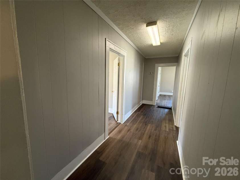 40 Little Knob Road, Asheville, NC 28803.  MLS# CAR4381380, YatesRealty ID 28612. 