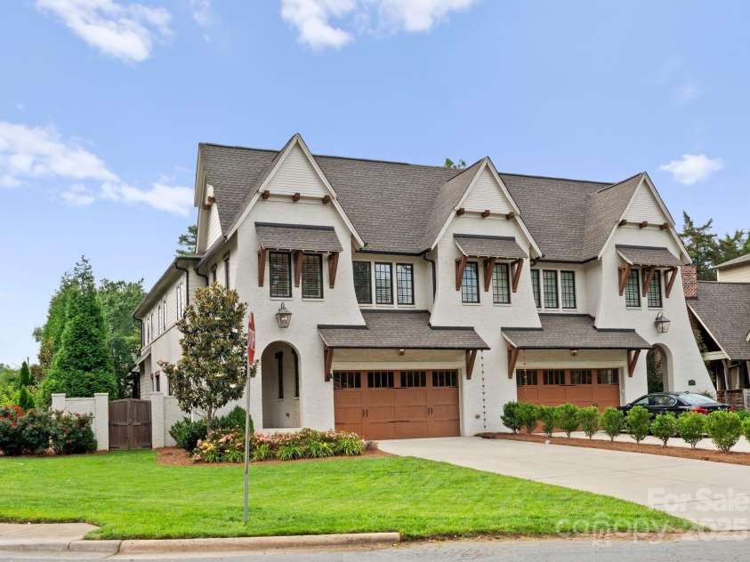 6242 Creola Road, Charlotte, NC 28270.  MLS# CAR4269722, YatesRealty ID 28612. 