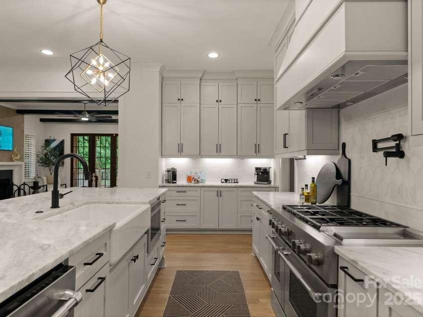 6242 Creola Road, Charlotte, NC 28270.  MLS# CAR4269722, YatesRealty ID 28612. 