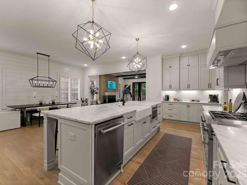 6242 Creola Road, Charlotte, NC 28270.  MLS# CAR4269722, YatesRealty ID 28612. 