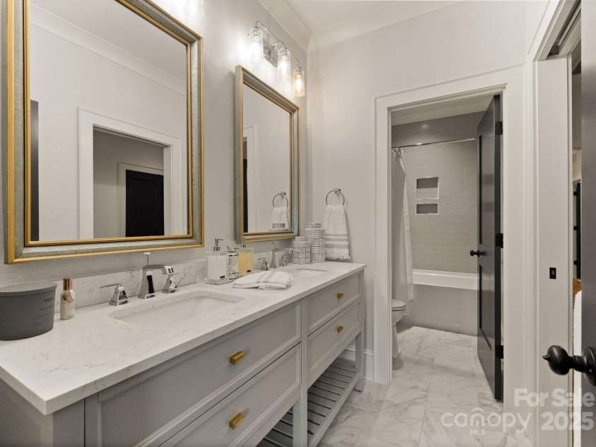 6242 Creola Road, Charlotte, NC 28270.  MLS# CAR4269722, YatesRealty ID 28612. 