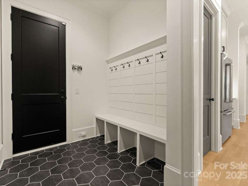 6242 Creola Road, Charlotte, NC 28270.  MLS# CAR4269722, YatesRealty ID 28612. 
