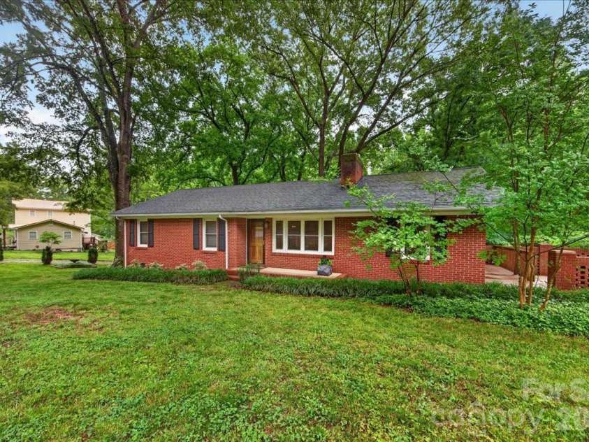 5001 Rehobeth Road, Waxhaw, NC 28173.  MLS# CAR4387511, YatesRealty ID 28613. 