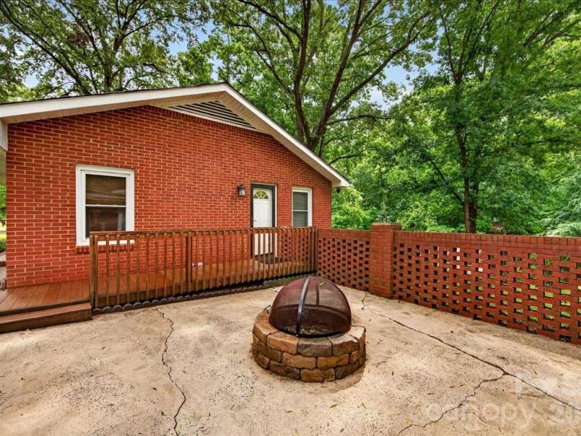 5001 Rehobeth Road, Waxhaw, NC 28173.  MLS# CAR4387511, YatesRealty ID 28613. 