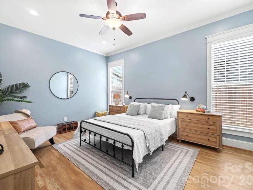 24 Oak Street, Belmont, NC 28012.  MLS# CAR4382381, YatesRealty ID 28615. Primary Suite
