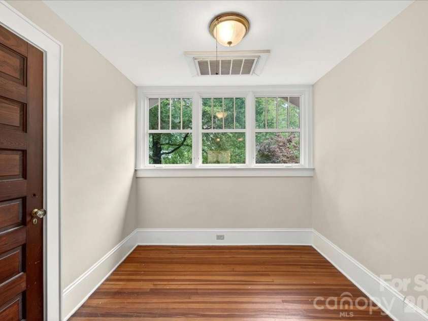 2208 Fifth Street, Charlotte, NC 28204.  MLS# CAR4380576, YatesRealty ID 28616. 
