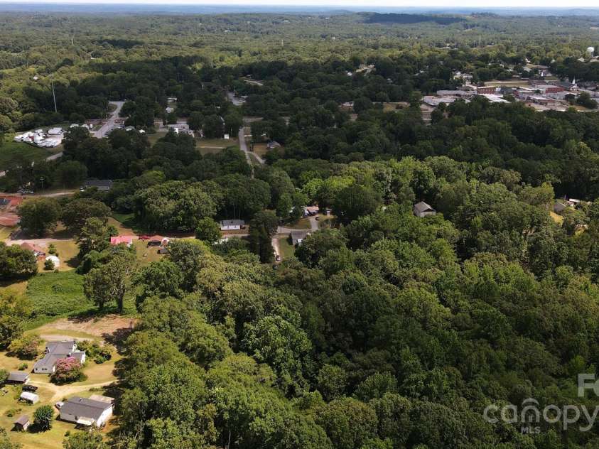 161 Corry Street, Blacksburg, SC 29702.  MLS# CAR4280860, YatesRealty ID 28617. 
