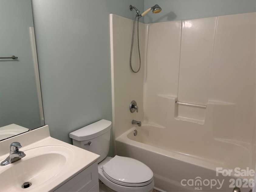 2148 Brookberry Lane, Gastonia, NC 28056.  MLS# CAR4359982, YatesRealty ID 28617. 