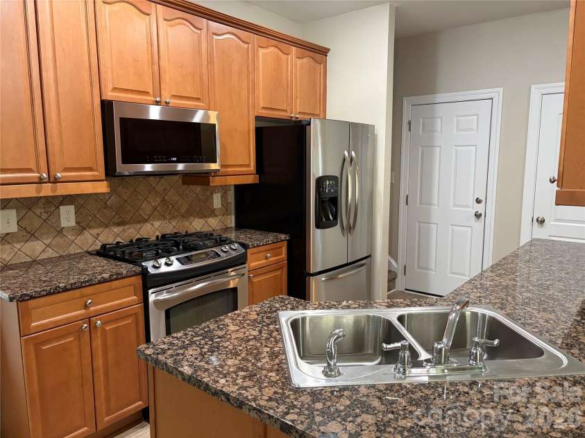 2148 Brookberry Lane, Gastonia, NC 28056.  MLS# CAR4359982, YatesRealty ID 28617. 