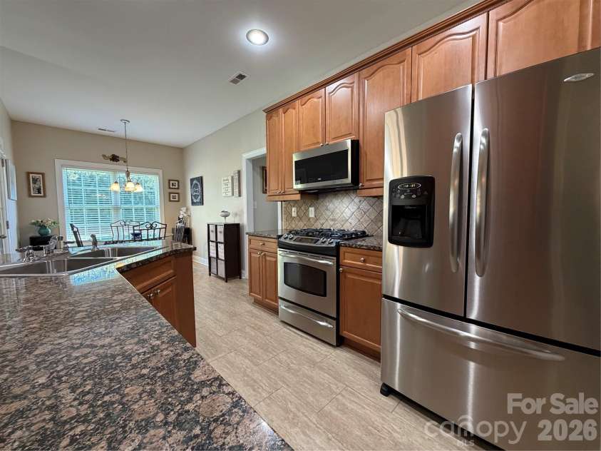 2148 Brookberry Lane, Gastonia, NC 28056.  MLS# CAR4359982, YatesRealty ID 28617. 