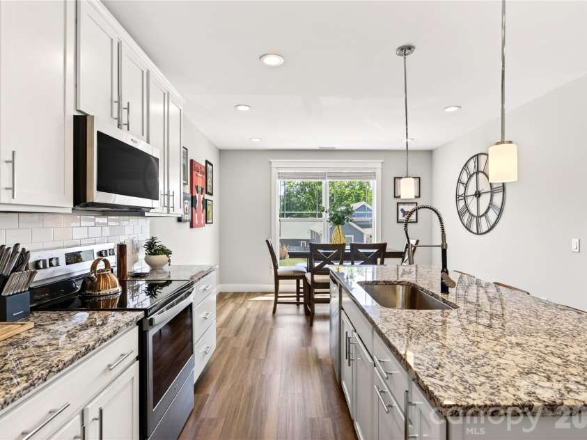 1108 Blueview Drive, Black Mountain, NC 28711.  MLS# CAR4365648, YatesRealty ID 28618. 