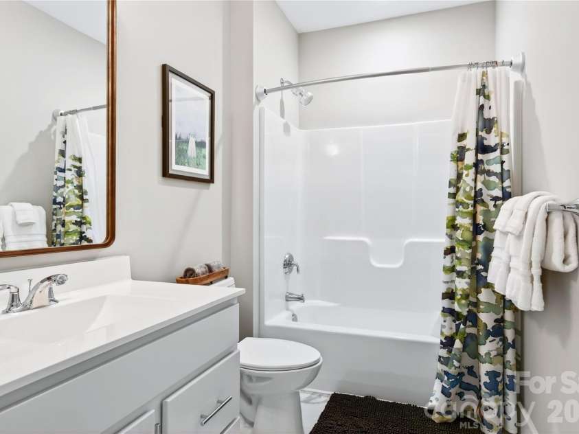 1108 Blueview Drive, Black Mountain, NC 28711.  MLS# CAR4365648, YatesRealty ID 28618. 