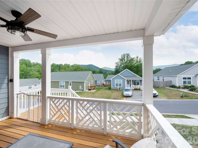 1108 Blueview Drive, Black Mountain, NC 28711.  MLS# CAR4365648, YatesRealty ID 28618. 