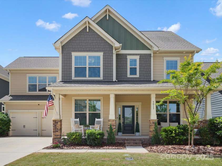 5013 Hamilton Mill Drive, Waxhaw, NC 28173.  MLS# CAR4256031, YatesRealty ID 28618. 
