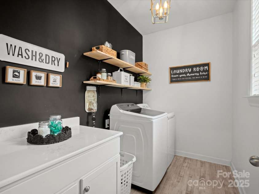 5013 Hamilton Mill Drive, Waxhaw, NC 28173.  MLS# CAR4256031, YatesRealty ID 28618. 