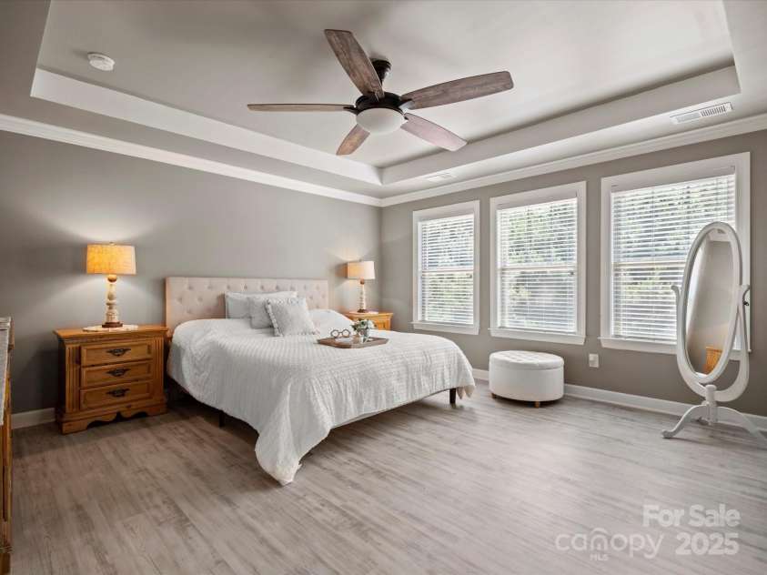 5013 Hamilton Mill Drive, Waxhaw, NC 28173.  MLS# CAR4256031, YatesRealty ID 28618. 