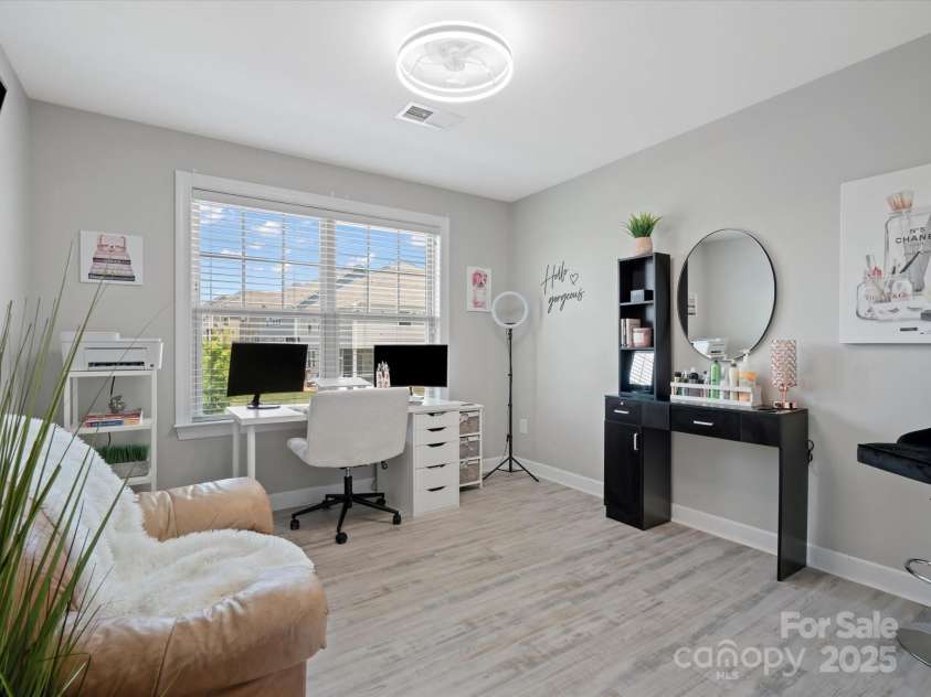 5013 Hamilton Mill Drive, Waxhaw, NC 28173.  MLS# CAR4256031, YatesRealty ID 28618. 