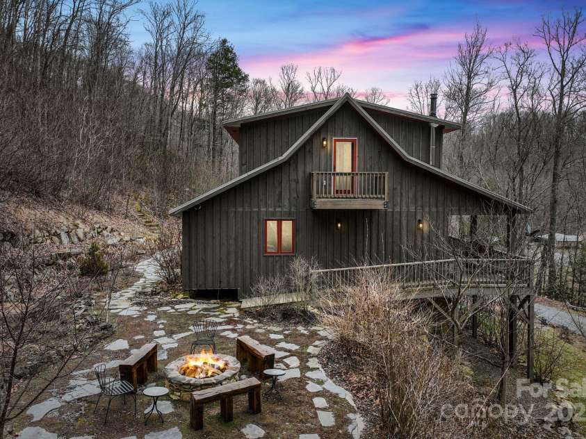 1048 Watershed Road, Mars Hill, NC 28754.  MLS# CAR4232918, YatesRealty ID 2862. 