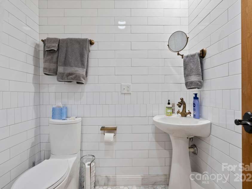 1048 Watershed Road, Mars Hill, NC 28754.  MLS# CAR4232918, YatesRealty ID 2862. 