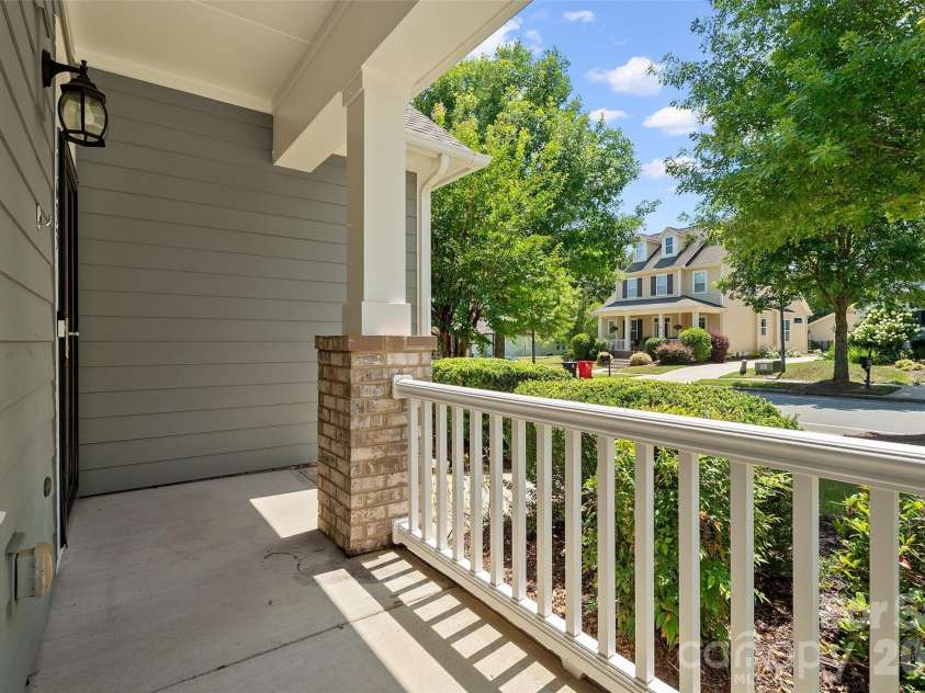 11633 Bradford Park Drive, Davidson, NC 28036.  MLS# CAR4399218, YatesRealty ID 2862. 